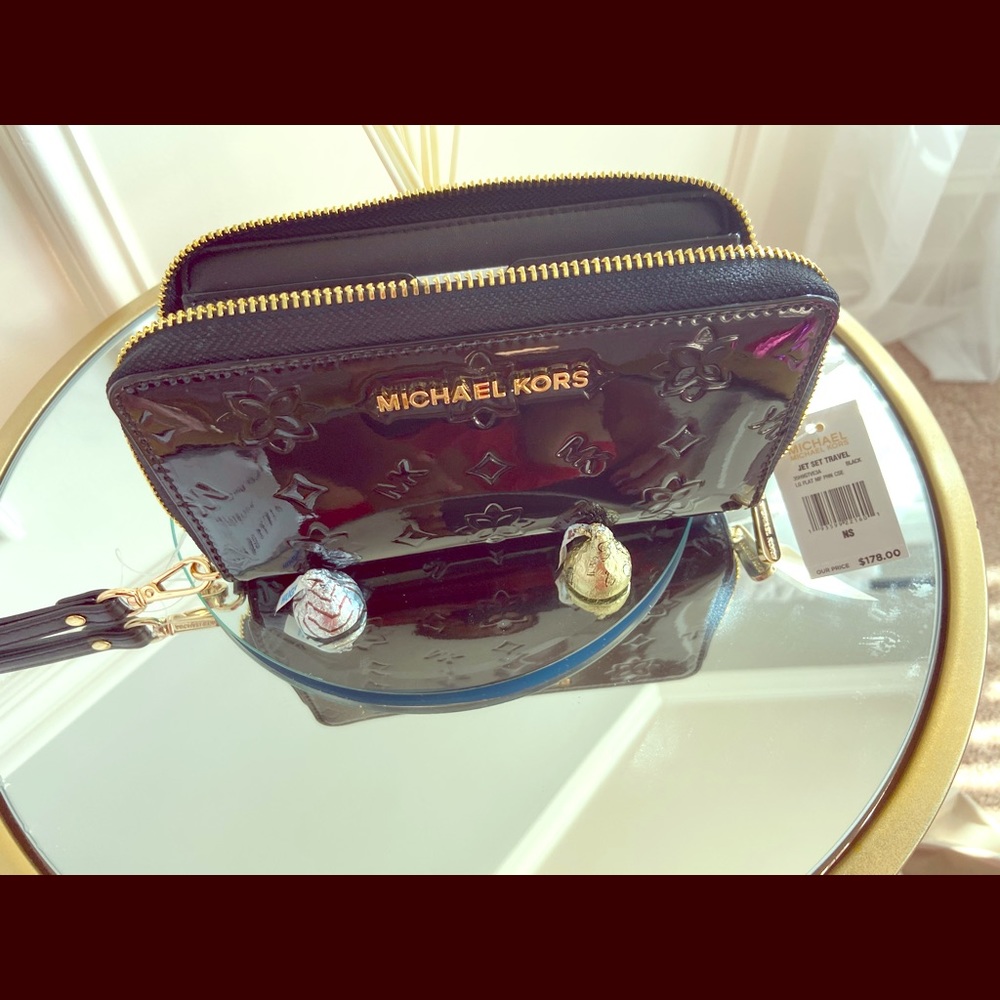 Michael Kors wallet